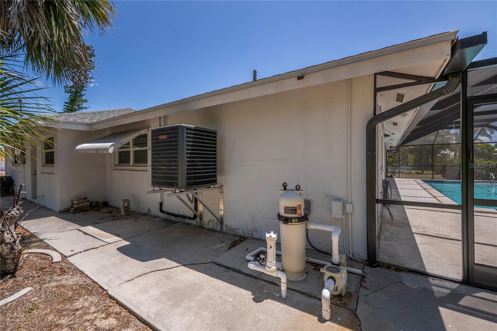Image 75 of property listing at 137 SINCLAIR STREET SE, Port Charlotte, FL 33952