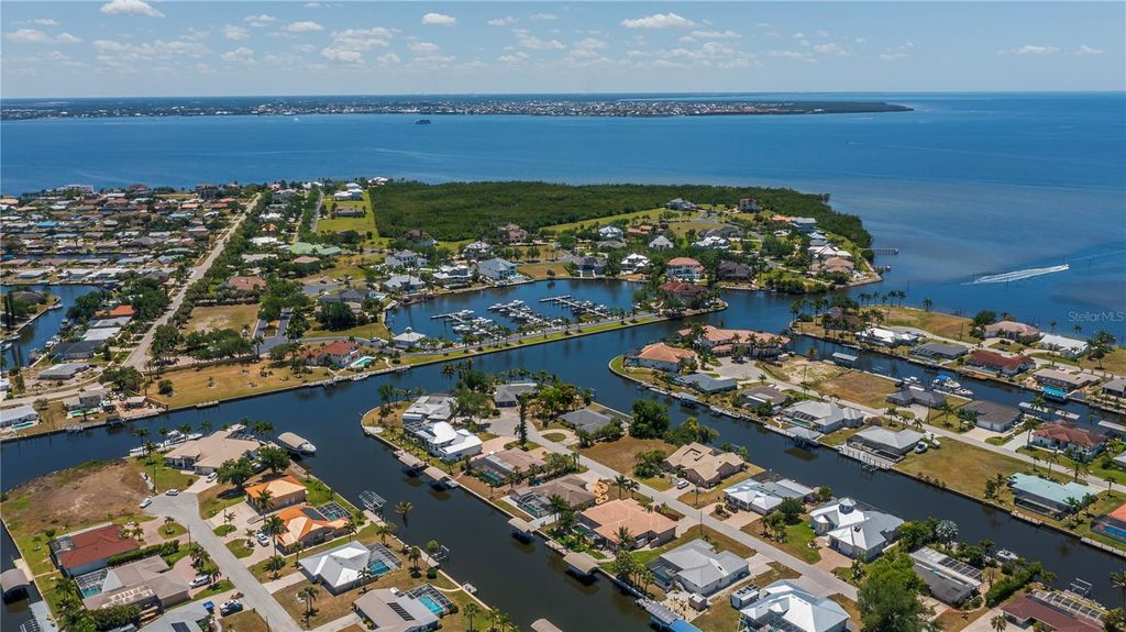 Image 82 of property listing at 137 SINCLAIR STREET SE, Port Charlotte, FL 33952