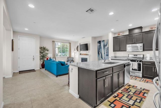 2256 Dorset Lane, Fairfield, CA 94533