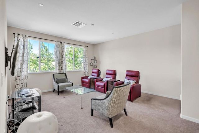 2256 Dorset Lane, Fairfield, CA 94533