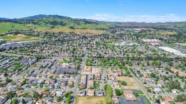 2256 Dorset Lane, Fairfield, CA 94533