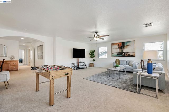 5065 Carbondale Way, Antioch, CA 94531