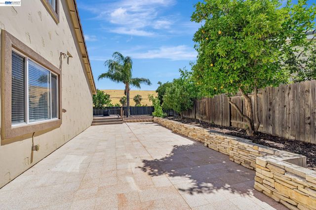 5065 Carbondale Way, Antioch, CA 94531