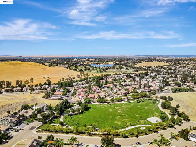 5065 Carbondale Way, Antioch, CA 94531