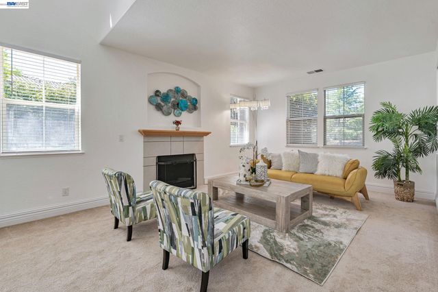 5065 Carbondale Way, Antioch, CA 94531