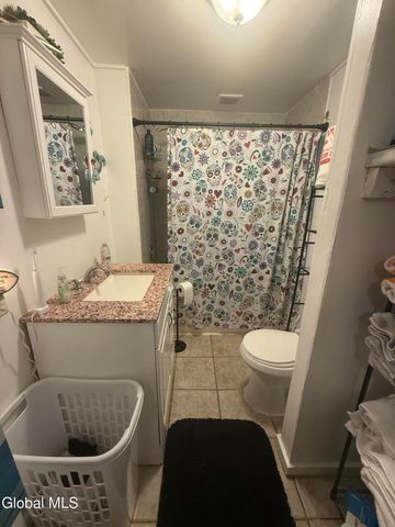 486 4th Street, Troy, NY 12180