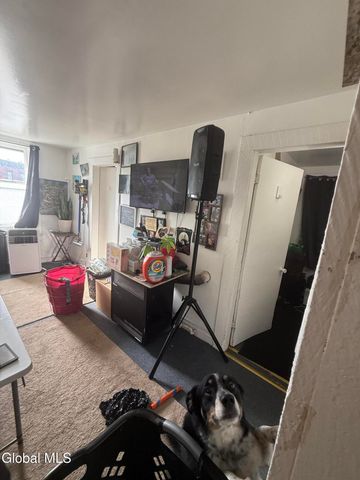 486 4th Street, Troy, NY 12180