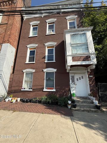 486 4th Street, Troy, NY 12180