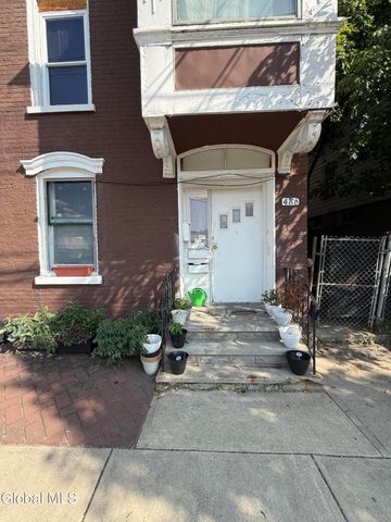 486 4th Street, Troy, NY 12180