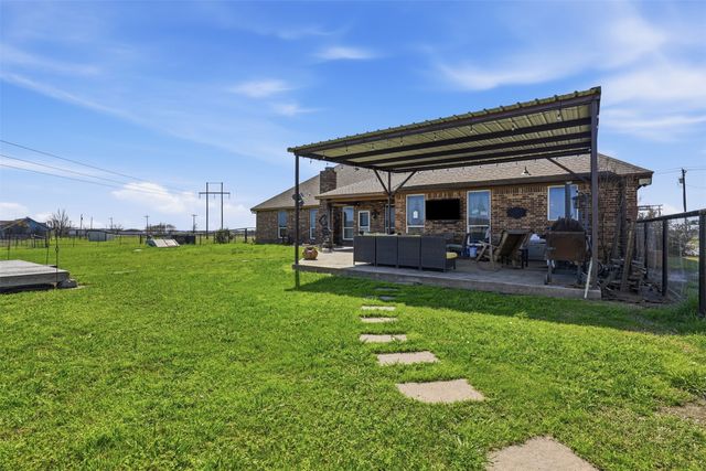 7229 County Road 1205, Rio Vista, TX 76093