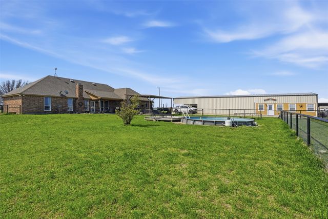 7229 County Road 1205, Rio Vista, TX 76093