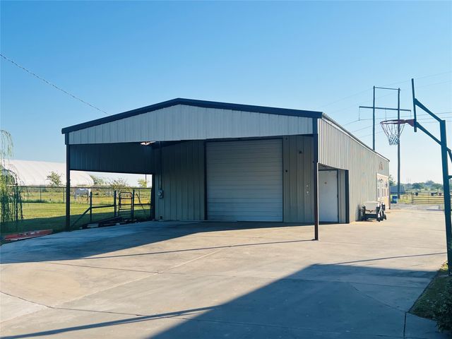 7229 County Road 1205, Rio Vista, TX 76093