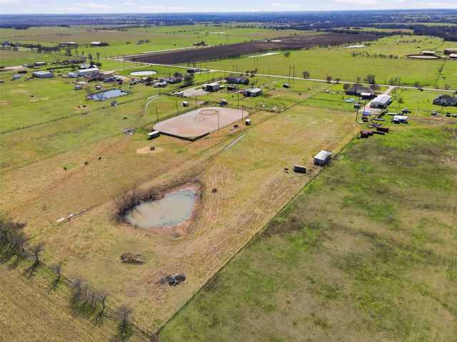 7229 County Road 1205, Rio Vista, TX 76093