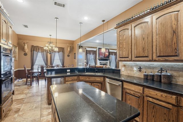 7229 County Road 1205, Rio Vista, TX 76093