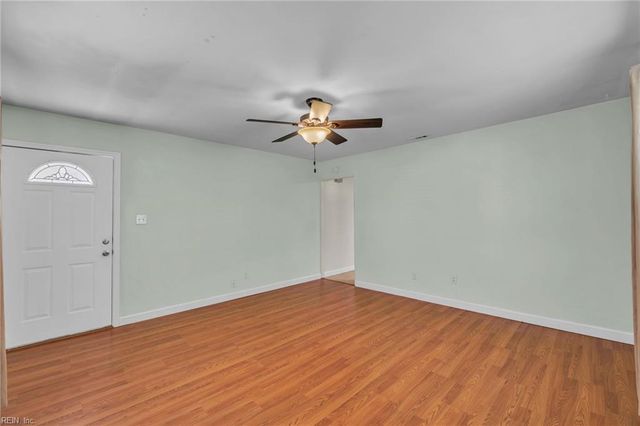 2931 Delaware Xing, Virginia Beach, VA 23453