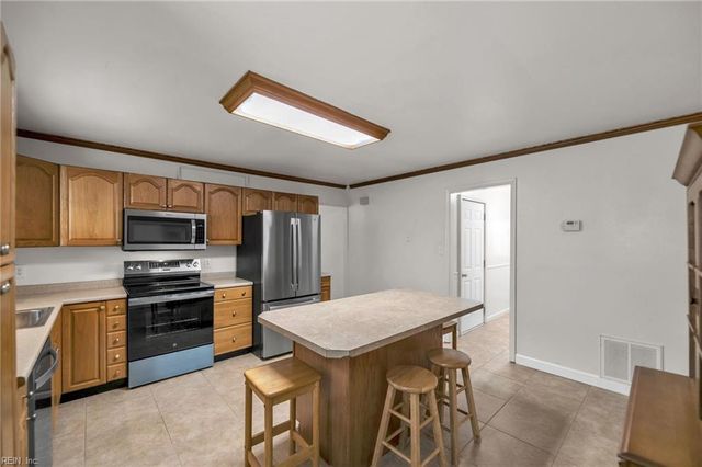 2931 Delaware Xing, Virginia Beach, VA 23453