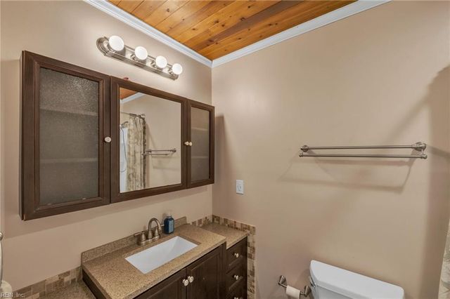 2931 Delaware Xing, Virginia Beach, VA 23453