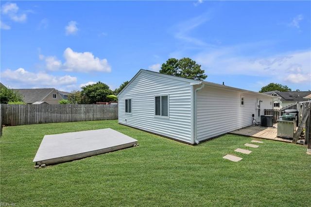 2931 Delaware Xing, Virginia Beach, VA 23453