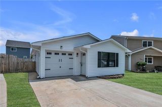 2931 Delaware Xing, Virginia Beach, VA 23453