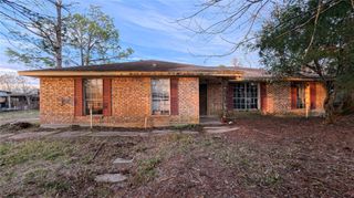 748 County Road 296d, Alvin, TX 77511