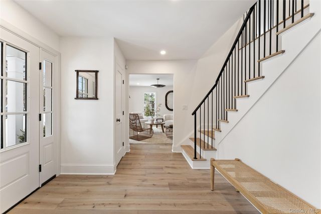 2 Wellhouse Lane, Mamaroneck, NY 10543