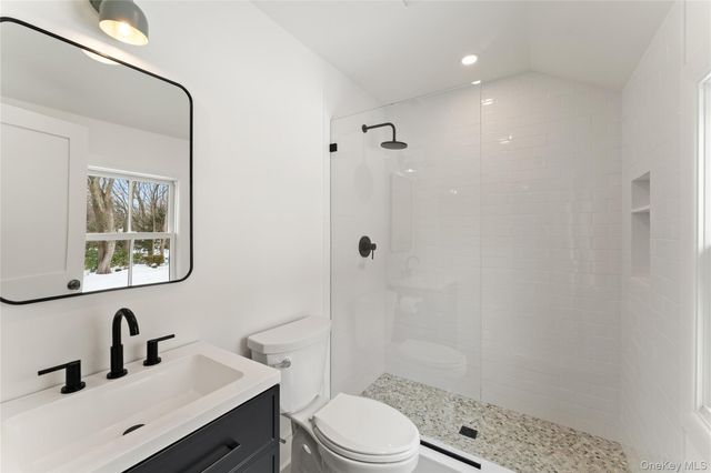 2 Wellhouse Lane, Mamaroneck, NY 10543