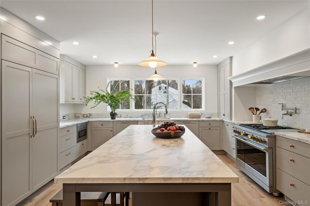 2 Wellhouse Lane, Mamaroneck, NY 10543