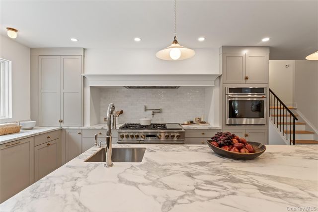 2 Wellhouse Lane, Mamaroneck, NY 10543