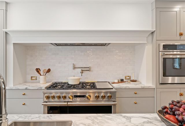 2 Wellhouse Lane, Mamaroneck, NY 10543