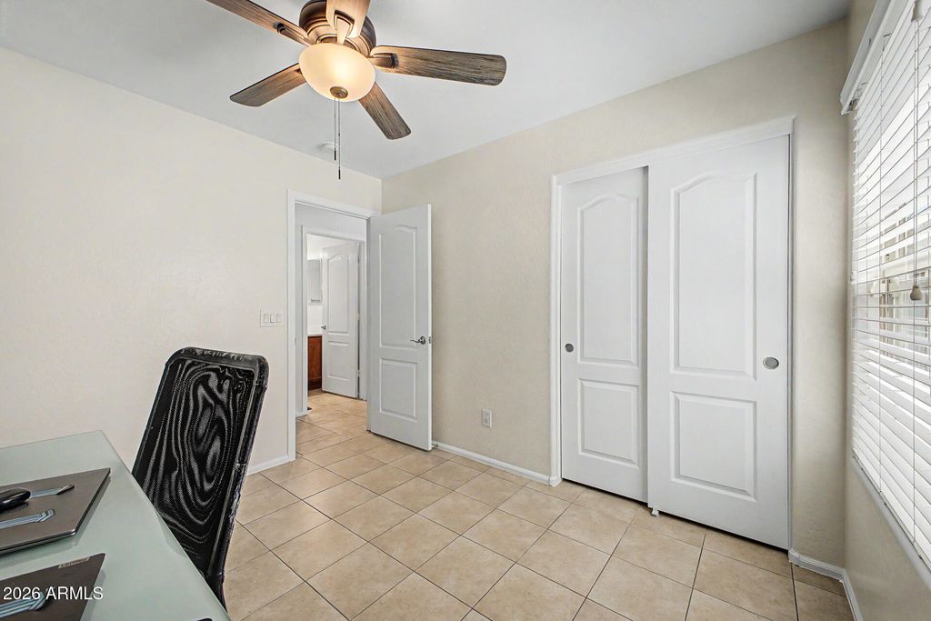 Image 25 of property listing at 3949 W KESLER Place, Chandler, AZ 85226