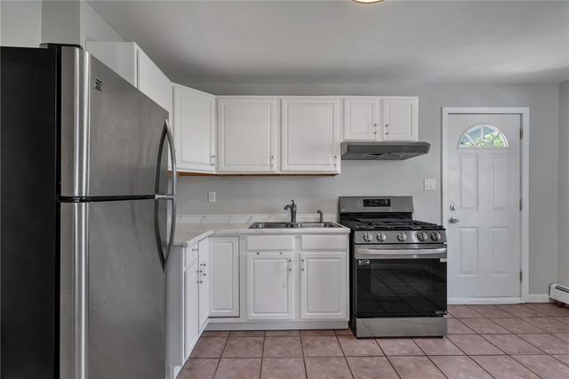 98 Wadsworth Street, Providence, RI 02907