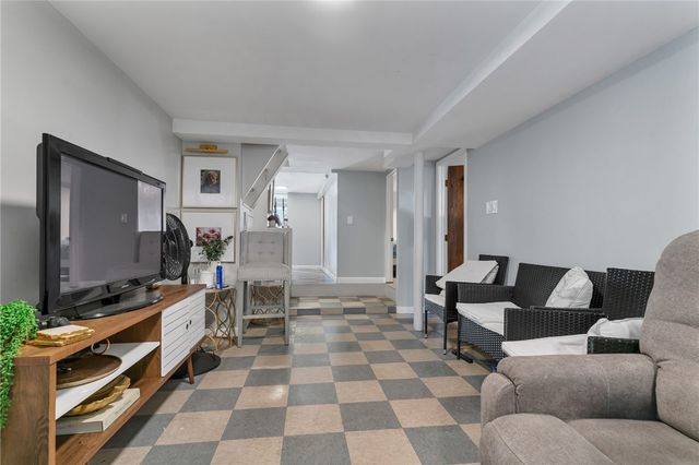 98 Wadsworth Street, Providence, RI 02907