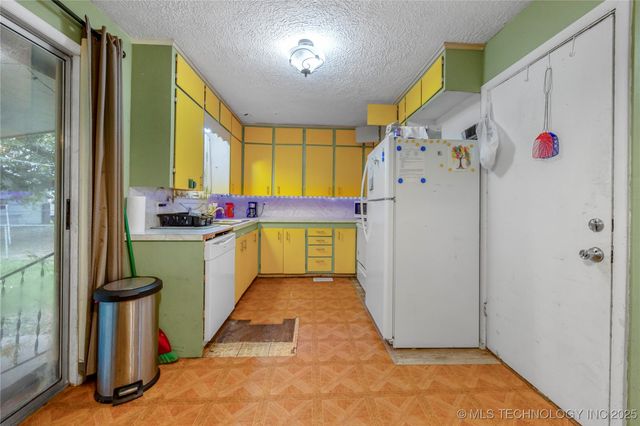 715 N Adair, Vinita, OK 74301