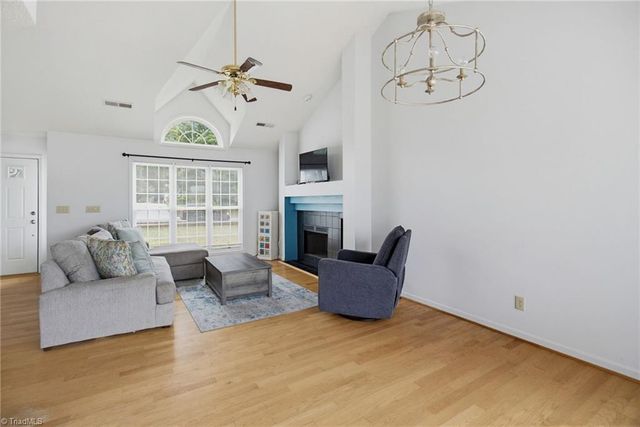 1509 Squires Lane, Kernersville, NC 27284