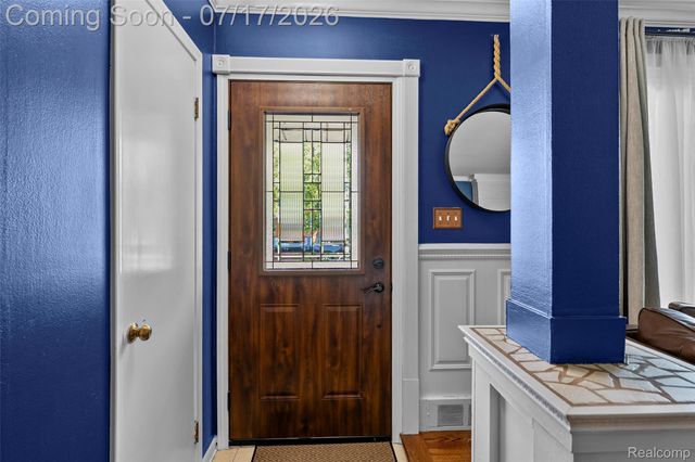 23201 Norcrest Drive, St. Clair Shores, MI 48080