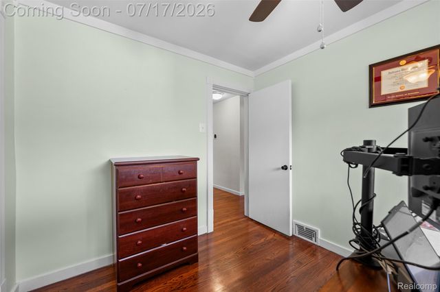 23201 Norcrest Drive, St. Clair Shores, MI 48080