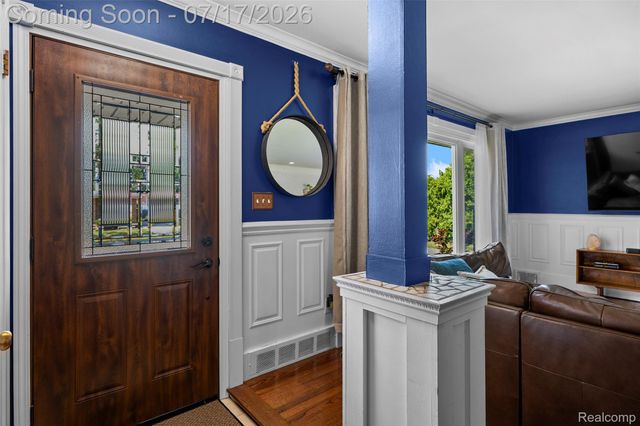 23201 Norcrest Drive, St. Clair Shores, MI 48080