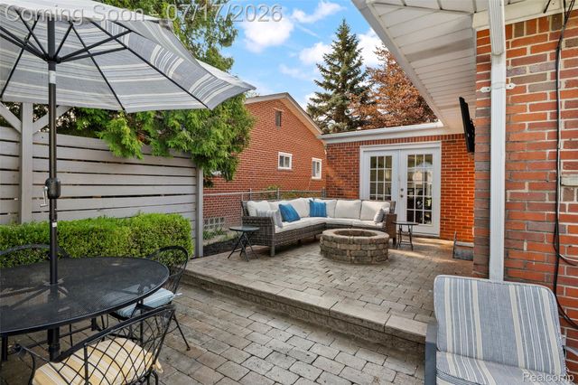 23201 Norcrest Drive, St. Clair Shores, MI 48080