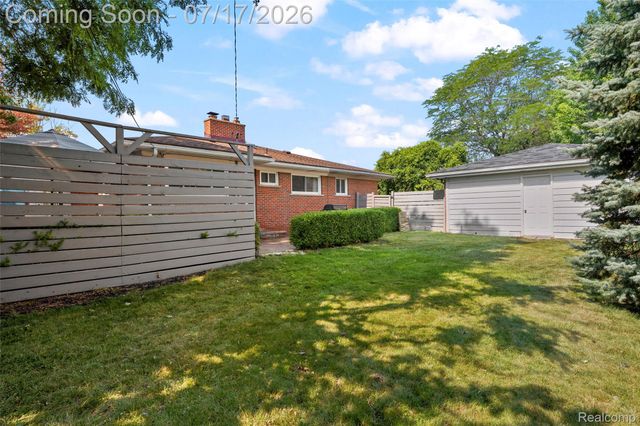 23201 Norcrest Drive, St. Clair Shores, MI 48080