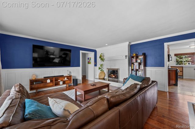 23201 Norcrest Drive, St. Clair Shores, MI 48080