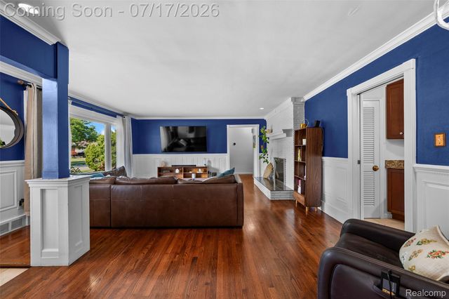 23201 Norcrest Drive, St. Clair Shores, MI 48080