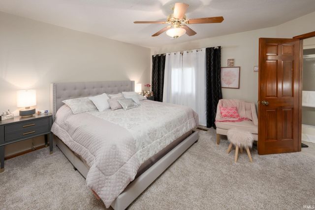 10020 Red Pine Court, Fort Wayne, IN 46804