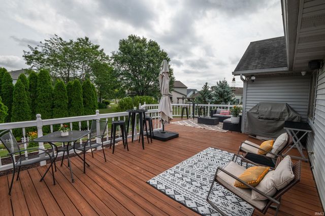 10020 Red Pine Court, Fort Wayne, IN 46804