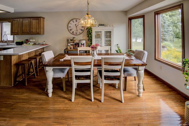 10020 Red Pine Court, Fort Wayne, IN 46804