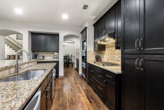 2120 Grayson Road, Mckinney, TX 75072