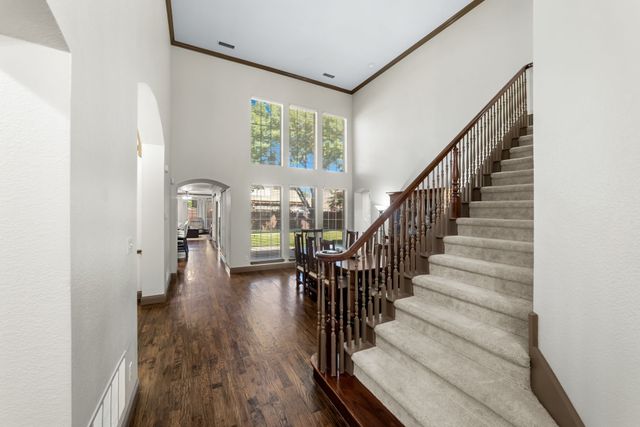2120 Grayson Road, Mckinney, TX 75072
