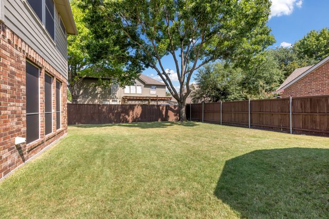 2120 Grayson Road, Mckinney, TX 75072