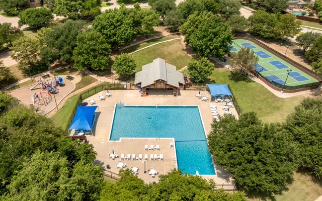 2120 Grayson Road, Mckinney, TX 75072