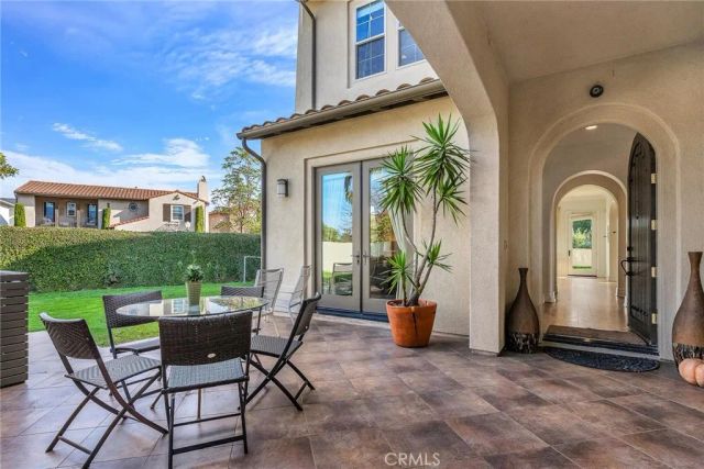 8001 Ocean Bluff, Los Angeles, CA 90045