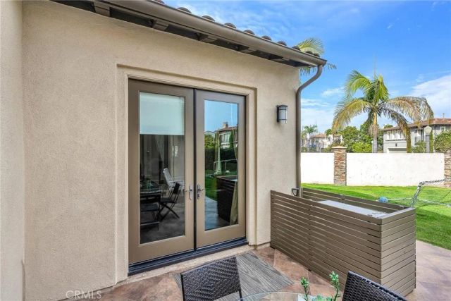 8001 Ocean Bluff, Los Angeles, CA 90045